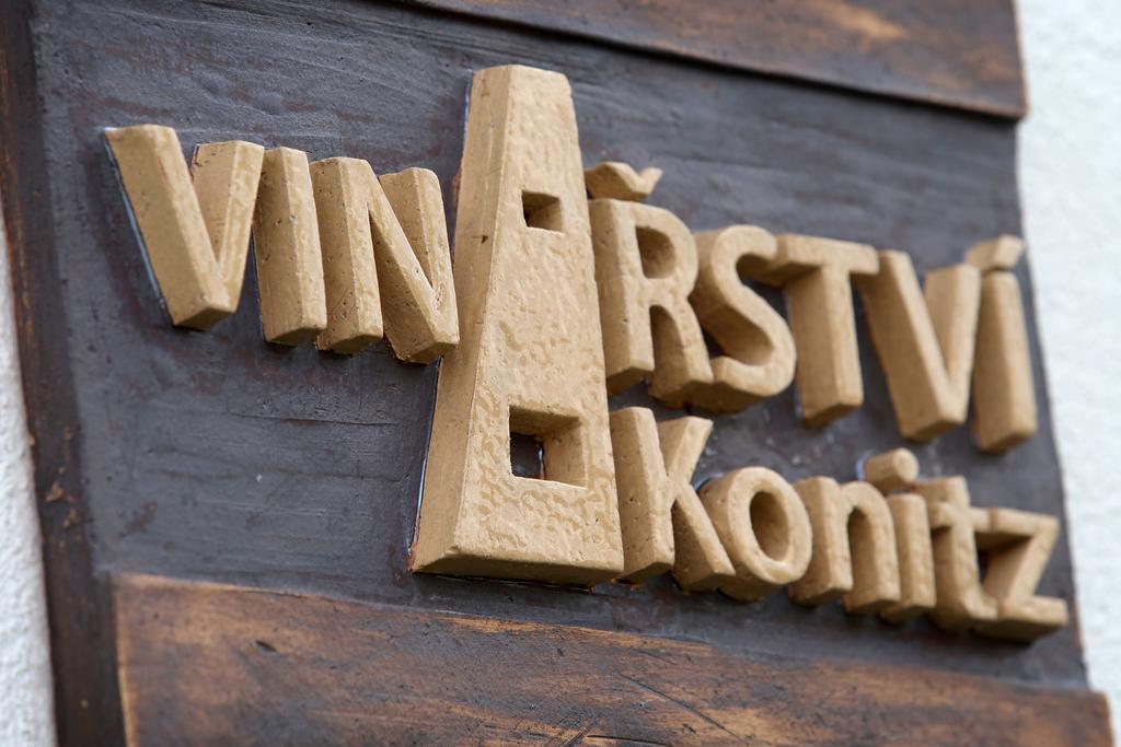 Penzion Vinarstvi Konitz Znojmo Bagian luar foto